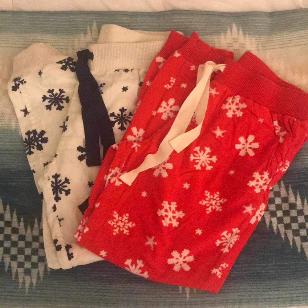 Aerie Snowflake PJ Bottoms - S (2 Pairs)